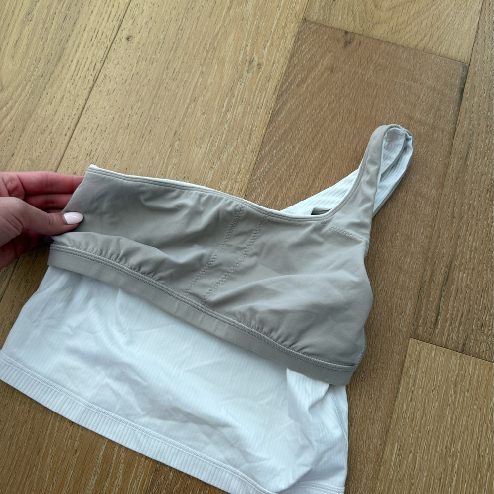 Lululemon One Shoulder Tank size 6 - Picture 5 of 7